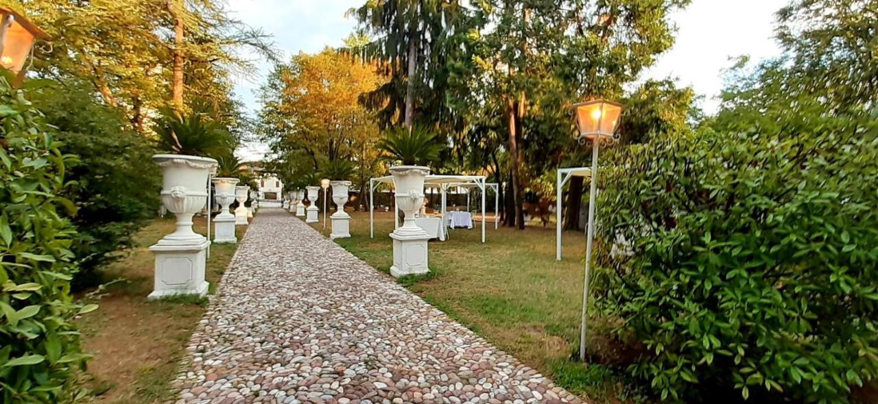 Villa Cigolotti Vivaro Esterno foto